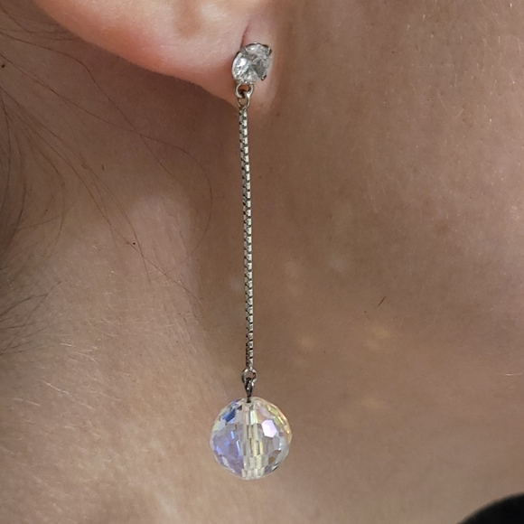 NWOT Silver Crystal Earrings - Picture 6 of 7